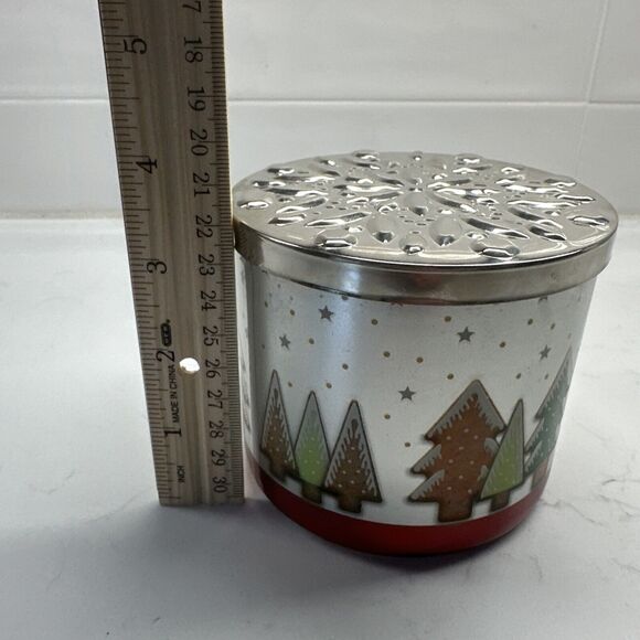 Bath & Body Works 'Tis The Season 3-Wick Candle With Lid Holiday Christmas - Picture 7 of 9